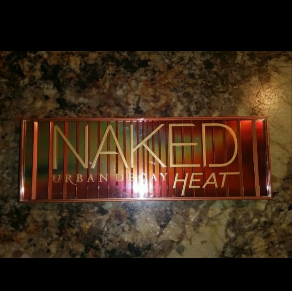 Urban Decay Naked Heat